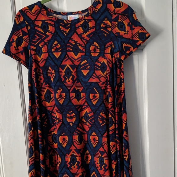 LuLaRoe Carly - Picture 1 of 4